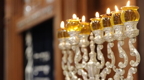 הלל חנוכה יצחק עם מאיר - שידור חי מבית הכנסת רננים - היכל שלמה, ירושלים