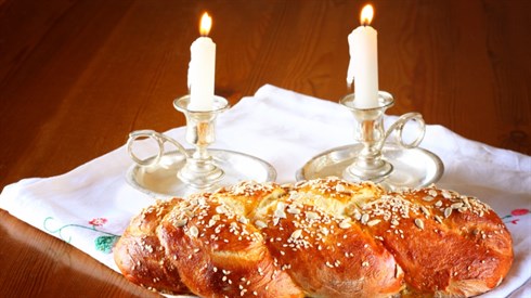Shema During Shabbat Meal