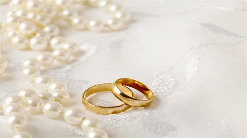 להתפשר על בחור שקובע עיתים (Shutterstock) להתפשר על בחור שקובע עיתים