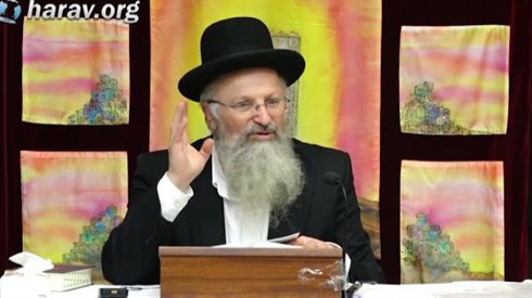 למה שמחים בחודש אדר? למה שמחים בחודש אדר?