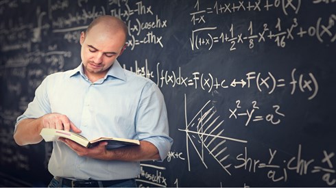 האם מורה יכול לאחר לכיתה? האם מורה יכול לאחר לכיתה?