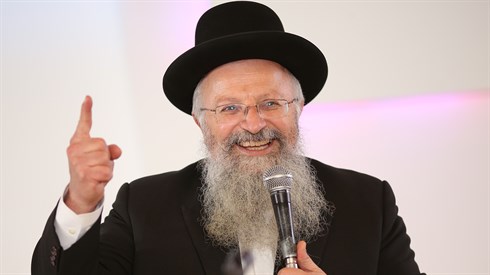 שיעורו השבועי של הרב שמואל אליהו שליט"א לפרשת תזריע (עמנואל מימון.) שיעורו השבועי של הרב שמואל אליהו שליט"א לפרשת תזריע