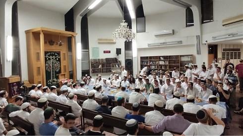 התוועדות הכנה לשבועות- שידור חי התוועדות הכנה לשבועות- שידור חי