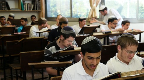 Shavuot Torah Stats