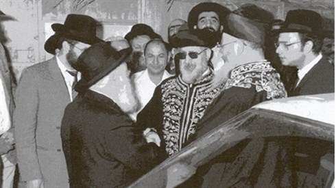 מה היה תפקידו המרכזי של מרן הרב עובדיה זצ"ל?