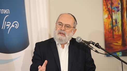 הרב גוטל על ייחודיותו של הרב חרל"פ הרב גוטל על ייחודיותו של הרב חרל"פ
