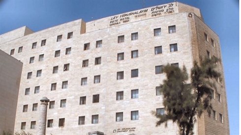 שבת של גבורה בירושלים עם הרב ש. יוסף וייצן והרבנית רחלי פרנקל שבת של גבורה בירושלים עם הרב ש. יוסף וייצן והרבנית רחלי פרנקל