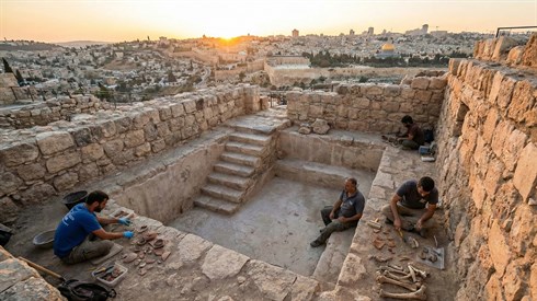 הכרעה הלכתית על פי הארכאולוגיה הכרעה הלכתית על פי הארכאולוגיה