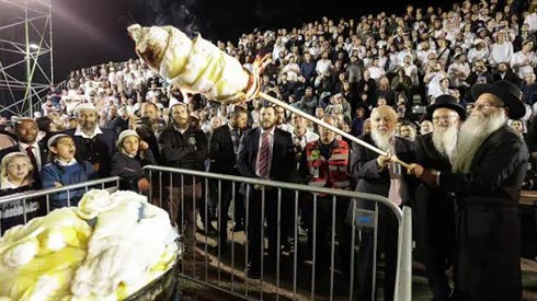 שידור חי מהדלקה המרכזית ממתחם בני עקיבא במירון | ל״ג בעומר תשפ״ו שידור חי מהדלקה המרכזית ממתחם בני עקיבא במירון | ל״ג בעומר תשפ״ו