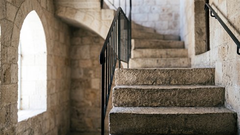 מנדר ועד קיום: כך תבינו את עומק סוגיית חלויות מנדר ועד קיום: כך תבינו את עומק סוגיית חלויות