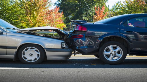 לתבוע על נזק בתאונת דרכים (Shutterstock) לתבוע על נזק בתאונת דרכים